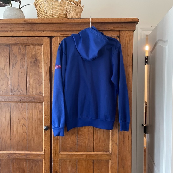 Vintage Dodgers hoodie-pet and smoke free home - Picture 5 of 5